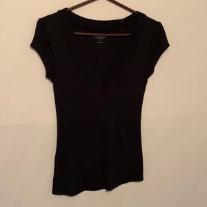 Black low-cut express top
